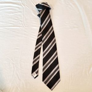 Simple black and silver striped tie